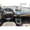 فورد Escort 1.5L يدوي راحة موديل 2015 (مستعملة)