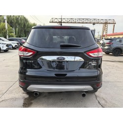 フォード Kuga 2015年式 1.5L GTDi 4WD エリート(中古車)