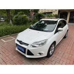 Ford Focus 2012 Hatchback 1.6L Automático Tendencia (Usado)