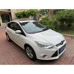 Ford Focus 2012 Hatchback 1.6L Automatisch Trend (Tweedehands)