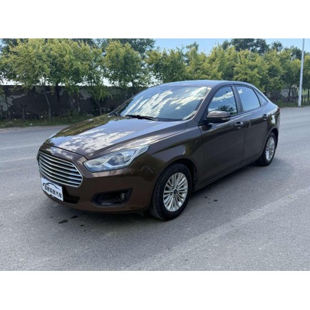 Ford Escort 2015 1.5L Automático Moda (Usado)