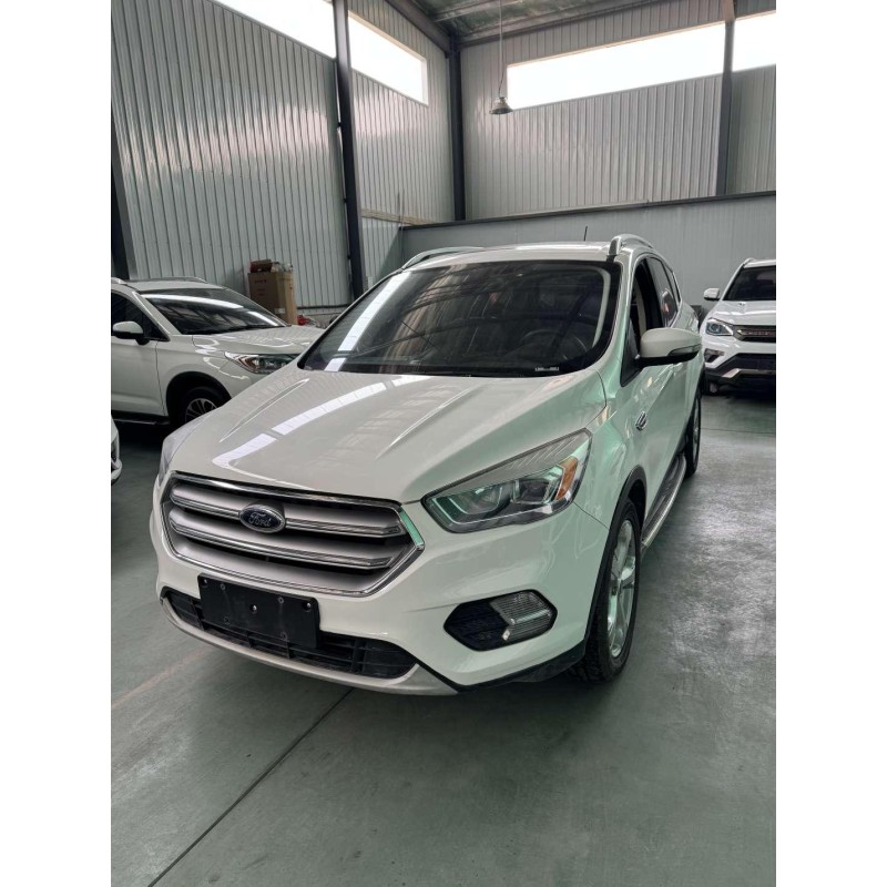포드 Kuga 2018년식 EcoBoost 180 2WD 플래티넘 (중고차)