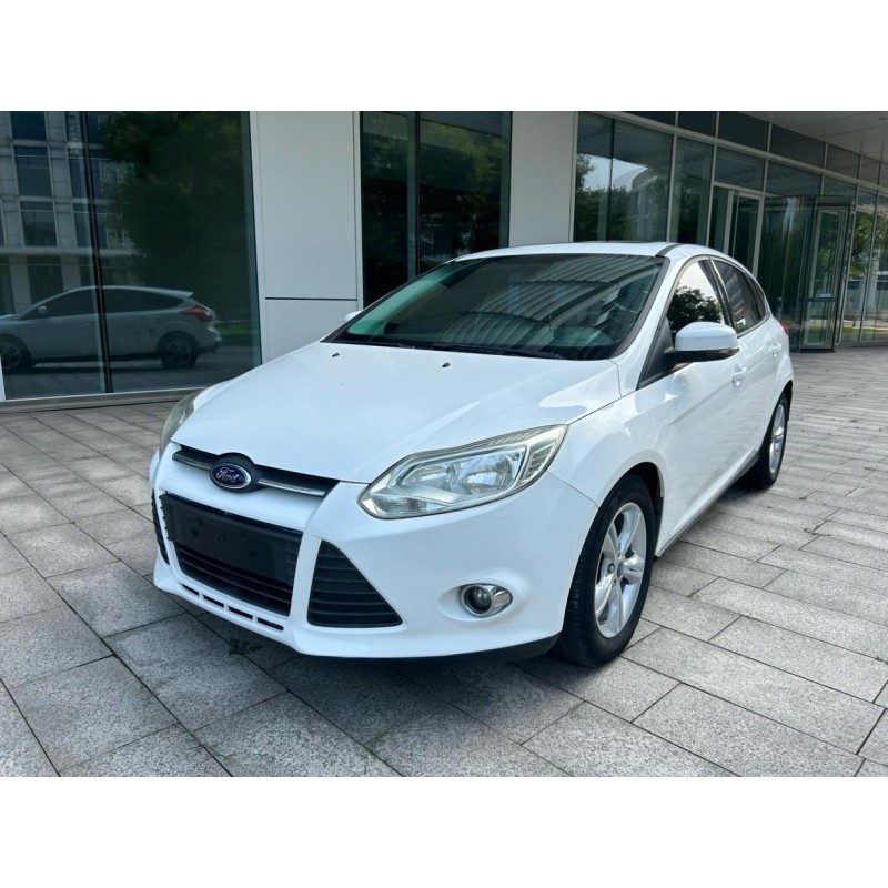 Ford Focus 2012 Hatchback 1.6L Automatisch Comfort (Tweedehands)