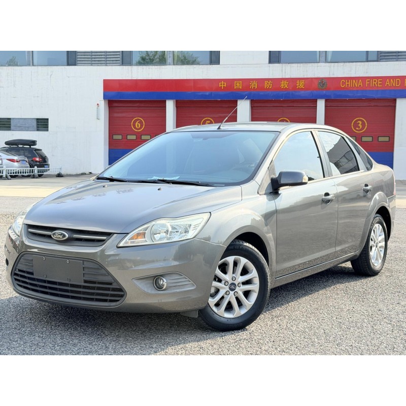 Ford Focus 2013 Hatchback Classic 1.8L Automatic Basic (Used)