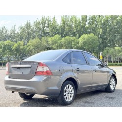 Ford Focus 2013 Hatchback Classic 1.8L Automatic Basic (Used)