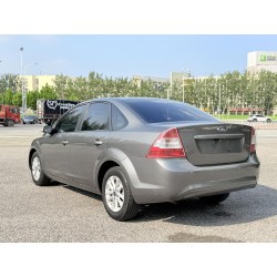Ford Focus 2013 Hatchback Classic 1.8L Automatic Basic (Used)