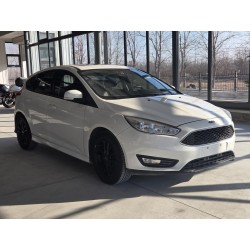 フォード Focus 2017年式 ハッチバック EcoBoost 125 マニュアル スーパートレンド スマートドライブ(中古車)