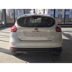 フォード Focus 2017年式 ハッチバック EcoBoost 125 マニュアル スーパートレンド スマートドライブ(中古車)