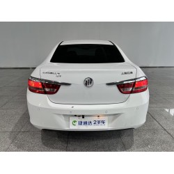 بويك Excelle GT GT 1.6L أوتوماتيك الموديل موديل 2013 (مستعملة)
