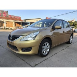 Nissan Tiida 2014 1.6L CVT Intelligent (Gebrauchtwagen)