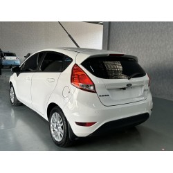فورد Fiesta هاچبک 1.5L اتوماتیک مد روز مدل 2013 (کارکرده)