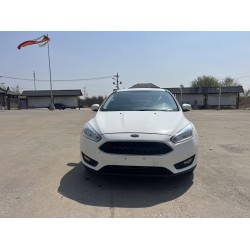 Ford Focus 2015 Hatchback 1.6L Automático Confort (Usado)