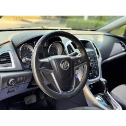 بويك Excelle GT GT 1.8L أوتوماتيك الموديل جلد موديل 2011 (مستعملة)