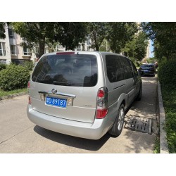 뷰익 GL8 2014년식 2.4L 클래식 (중고차)