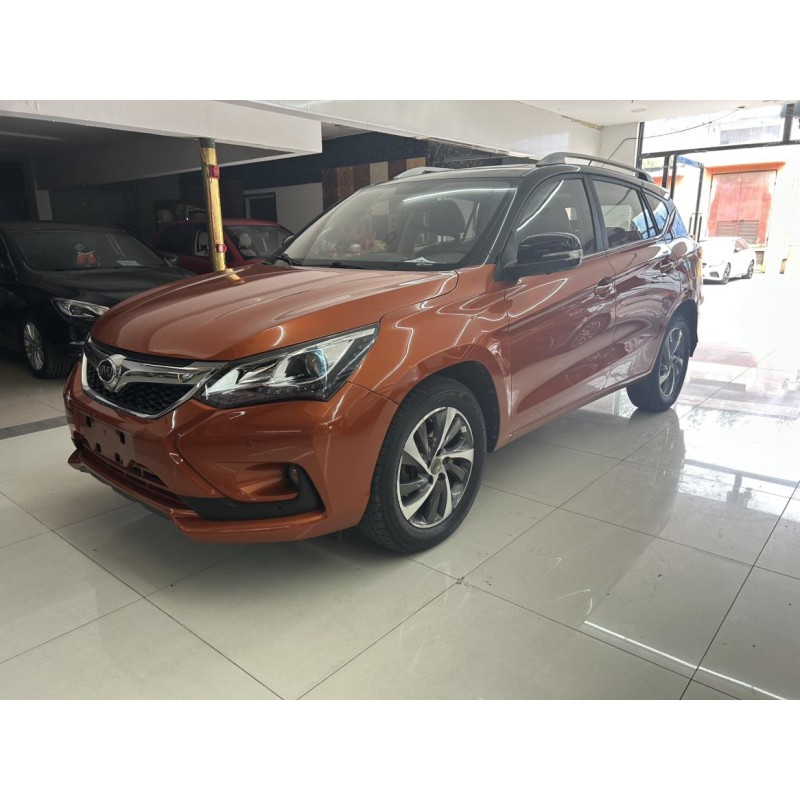 BYD Song 2016 2.0TID Automatisch Vlaggenschip (Tweedehands)