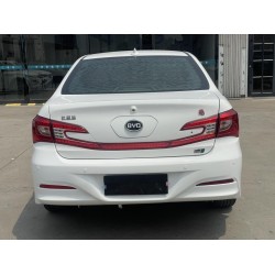 BYD Qin DM 2015 1.5T Doppelmeister Flaggschiff Plus (Gebrauchtwagen)
