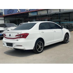 BYD Qin DM 2015 1.5T Doppelmeister Flaggschiff Plus (Gebrauchtwagen)