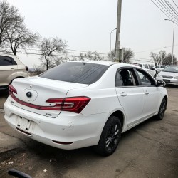 BYD Qin DM 2017 1.5T Prestigio (Usado)