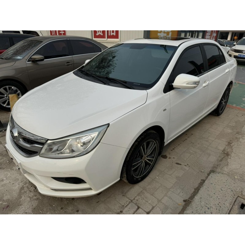 BYD Surui 2015년식 페이스리프트 1.5L 수동 럭셔리 (중고차)