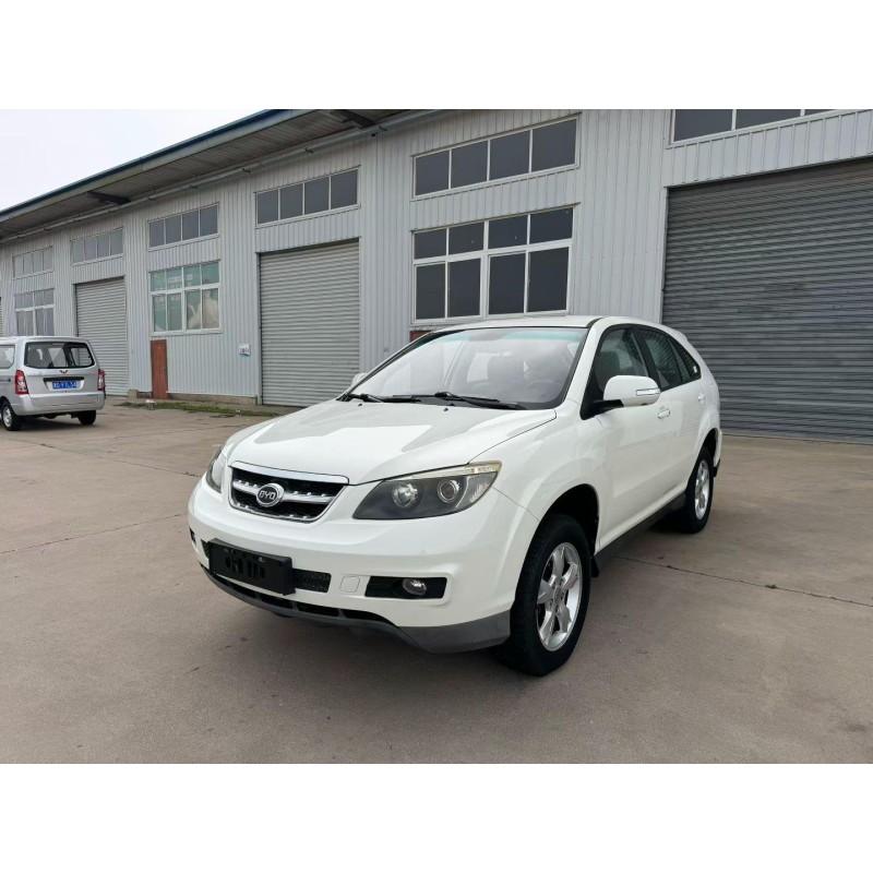 BYD S6 2014 2.0L Manual Luxury 5 seats (Used)