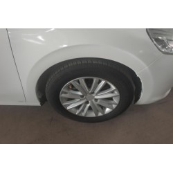بيجو 301 1.6L أوتوماتيك راحة موديل 2016 (مستعملة)