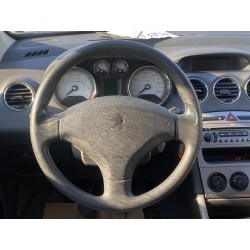 Peugeot 408 2011 1.6L Schaltgetriebe Komfort (Gebrauchtwagen)