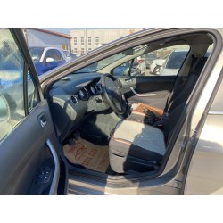 Peugeot 408 2011 1.6L Schaltgetriebe Komfort (Gebrauchtwagen)