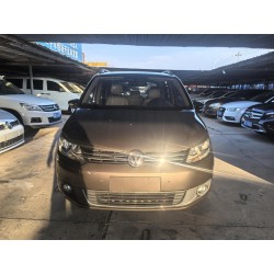 فولکس‌واگن Touran 1.4T اتوماتیک هوشمند پرمیوم 5 صندلی مدل 2011 (کارکرده)