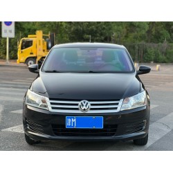 Volkswagen Santana 2015 1.6L Automatique Tendance (Occasion)