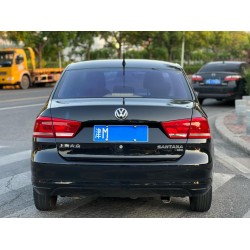 Volkswagen Santana 2015 1.6L Automatique Tendance (Occasion)
