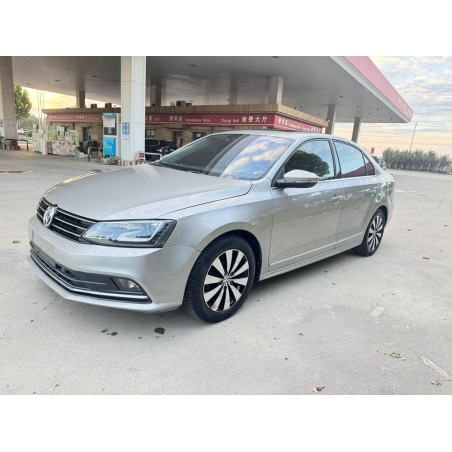 فولكس فاجن Sagitar 230TSI أوتوماتيك راحة موديل 2015 (مستعملة)