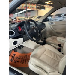 فولكس فاجن Lavida 1.6L يدوي أنيق موديل 2008 (مستعملة)