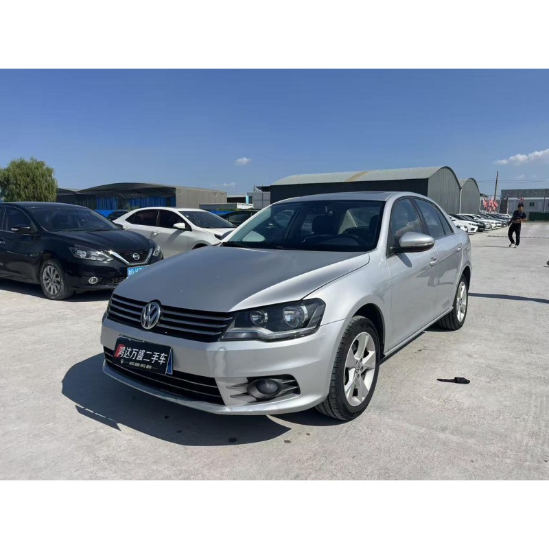 Volkswagen Bora 2014 1.6L Schaltgetriebe Komfort (Gebrauchtwagen)