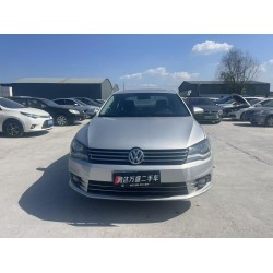 Volkswagen Bora 2014 1.6L Schaltgetriebe Komfort (Gebrauchtwagen)