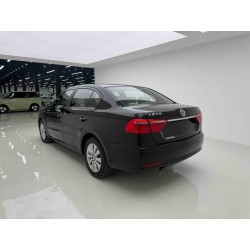 Volkswagen Lavida 2013 1.6L Automático Confort (Usado)
