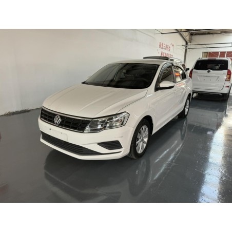 فولکس‌واگن Jetta 1.5L اتوماتیک مد روز مدل 2017 (کارکرده)