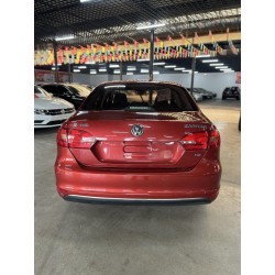 Volkswagen Sagitar 2012 1.6L Automatique Confort (Occasion)