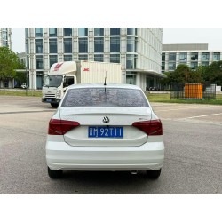 Volkswagen Jetta 2017 1.4L Manual Fashion (Used)