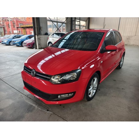 فولكس فاجن Polo 1.4L أوتوماتيك أنيق موديل 2011 (مستعملة)